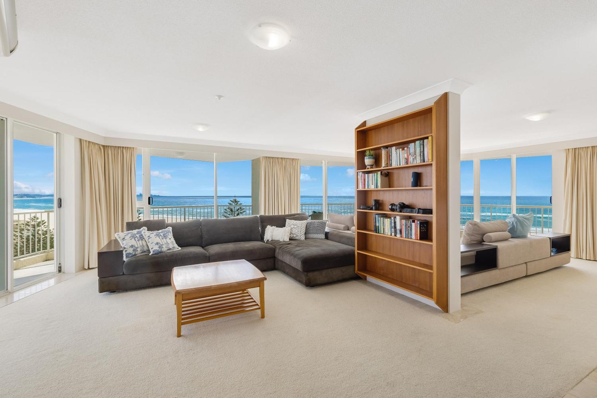Meridian Tower Kirra Beach Coolangatta Exterior photo