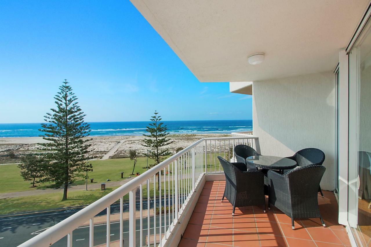 Meridian Tower Kirra Beach Coolangatta Exterior photo